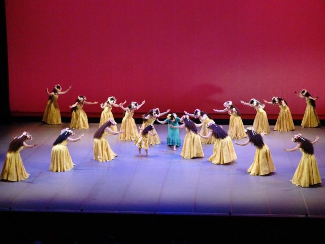 【スタジオキビス 佐野店（栃木県）】ダンス教室紹介：フラダンス入門・初級クラス、男性フラ【カネフラ】（ラウレアフラクラブ／木村小枝子）